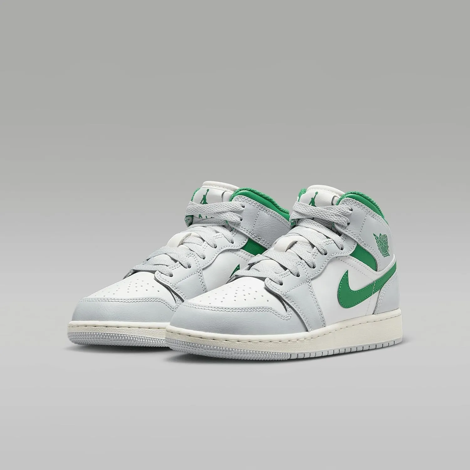 Air Jordan 1 Mid Big Kids' Shoes (DQ8423-142, Summit White/Pure Platinum/Sail/Pine Green)