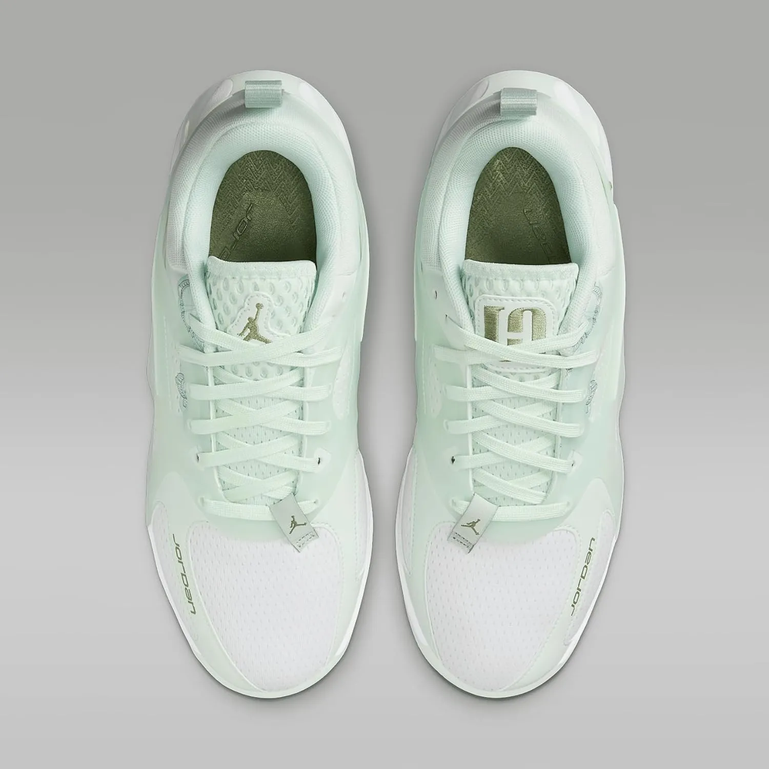 Jordan Heir Series Abundance Women's Basketball Shoes (IB7140-102, White/Barely Green/Seafoam/Oil Green)