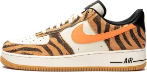 Nike Men's Air Force 1 Low Basketball Shoe, Coconut Milk/Atomic Orange, 9