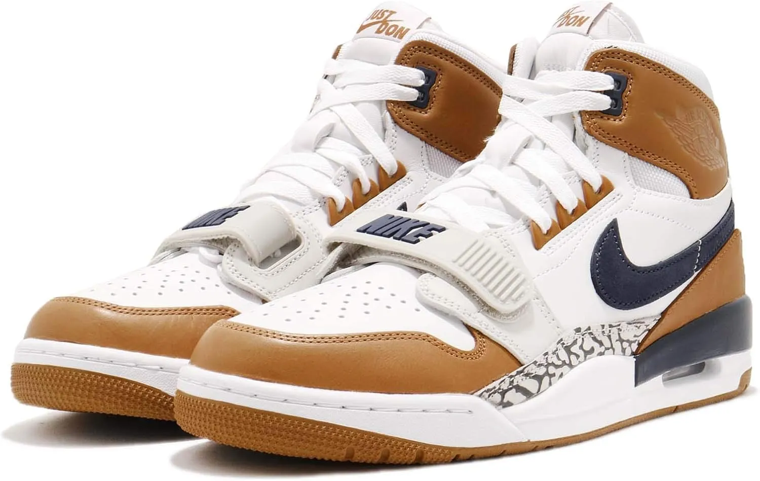 Nike Men's Basketball Shoe