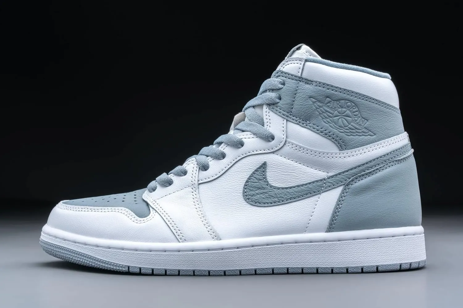 Nike Unisex-Adult High-Top