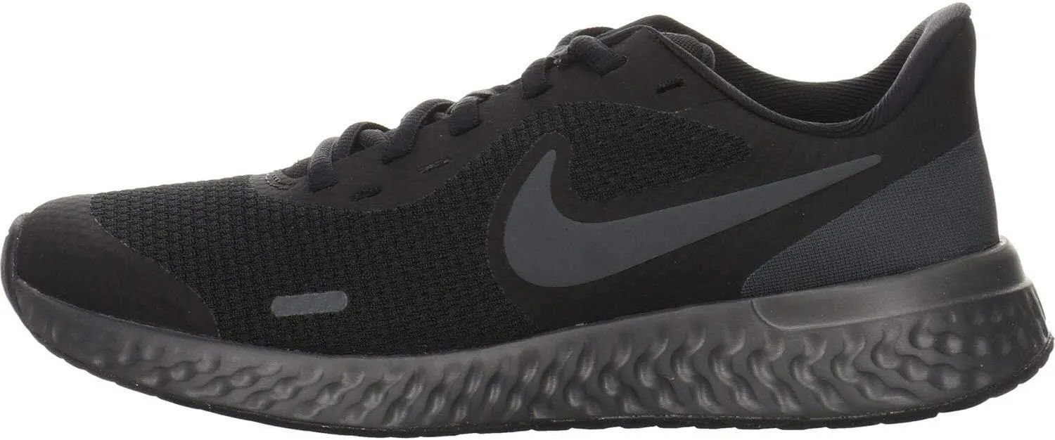 Nike Unisex Revolution 5 Grade School Running Shoe, Kids