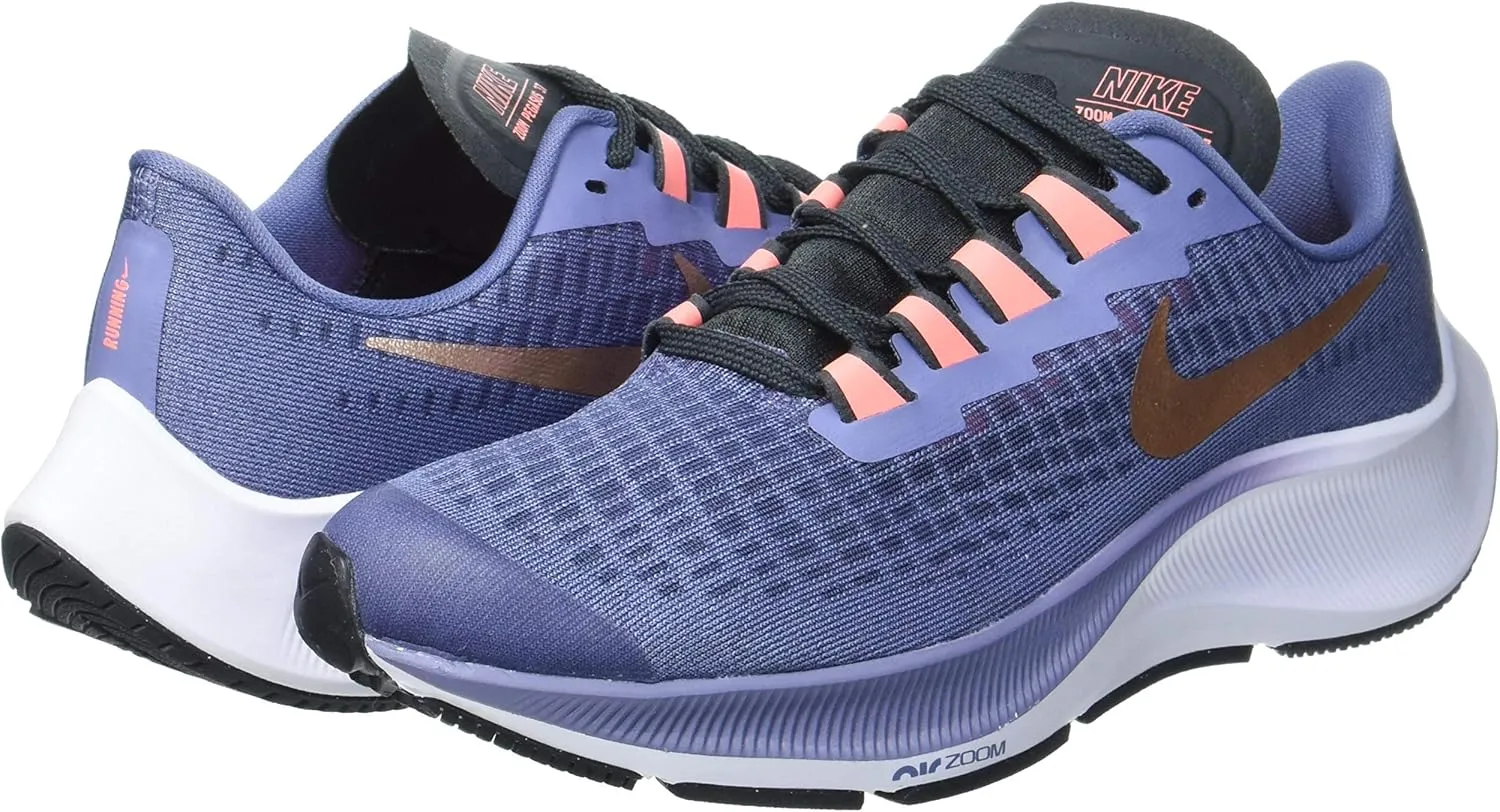 NIKE Unisex Stroke Running Shoe