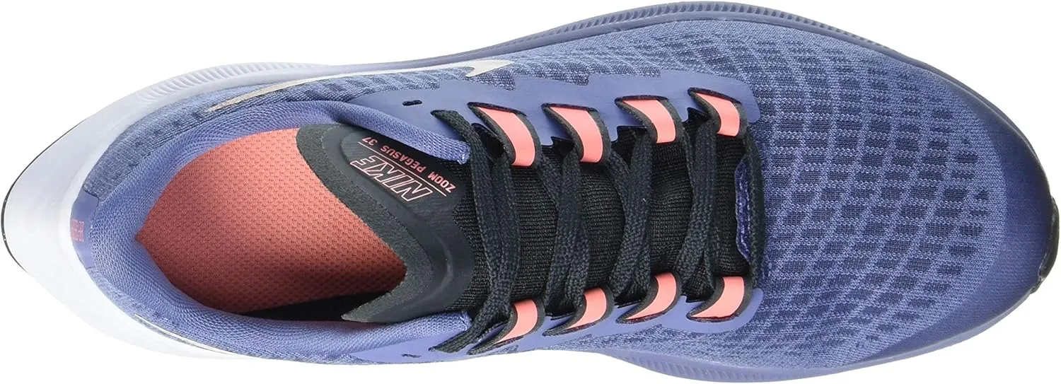 NIKE Unisex Stroke Running Shoe