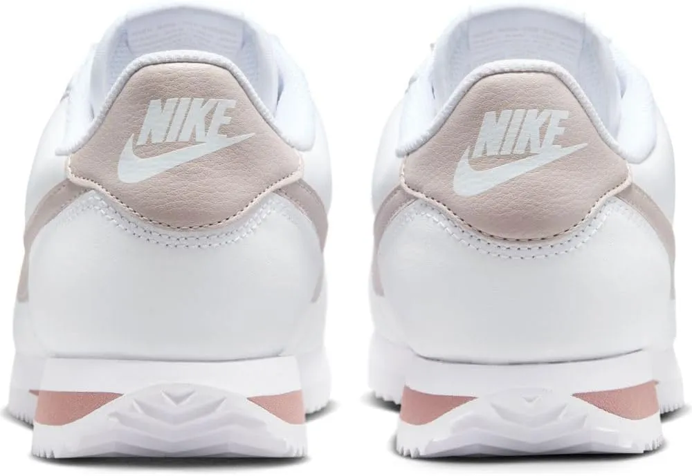 NIKE Women's Fashion Trainers