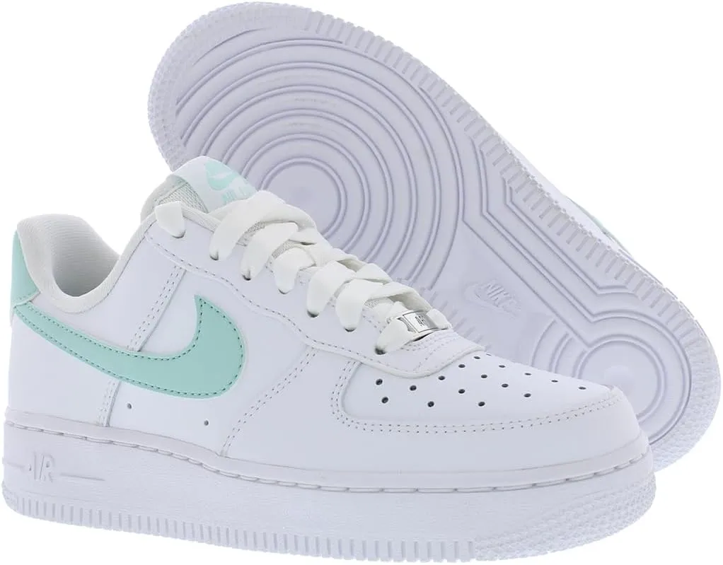 Nike Women's Modern