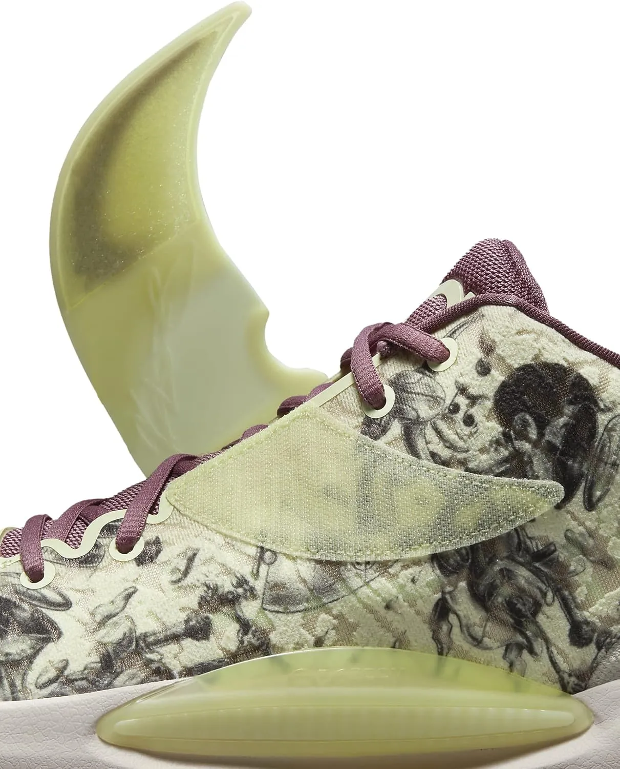 NIKE Women's Sneaker Gymnastics Shoe